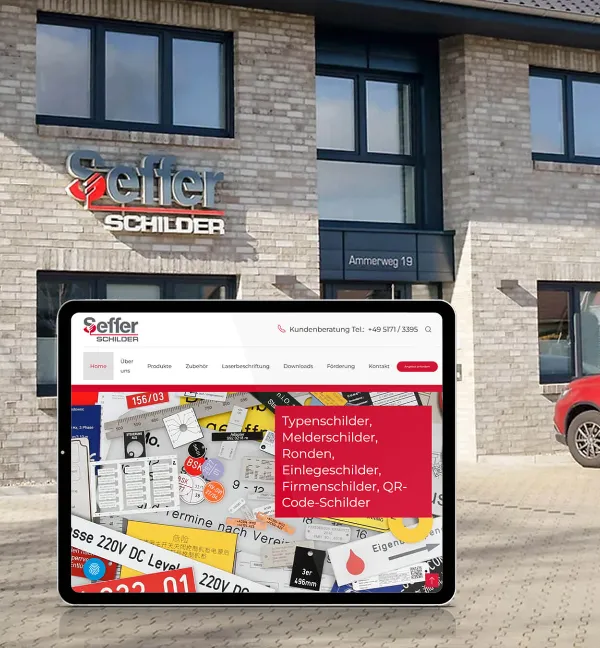 Zufriedener Kunde gibt positives Feedback zur Werbeagentur Hannover